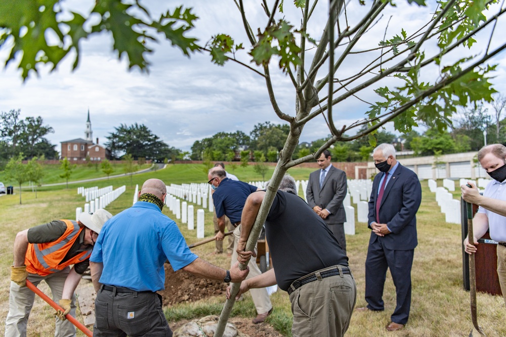 National Association of Landsape Professionals Annual Renewal and Remembrance Event