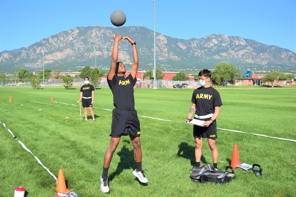 Ivy Soldiers Participate in ACFT