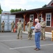 Fmr SECDEF Gates visits with WA Guardsmen