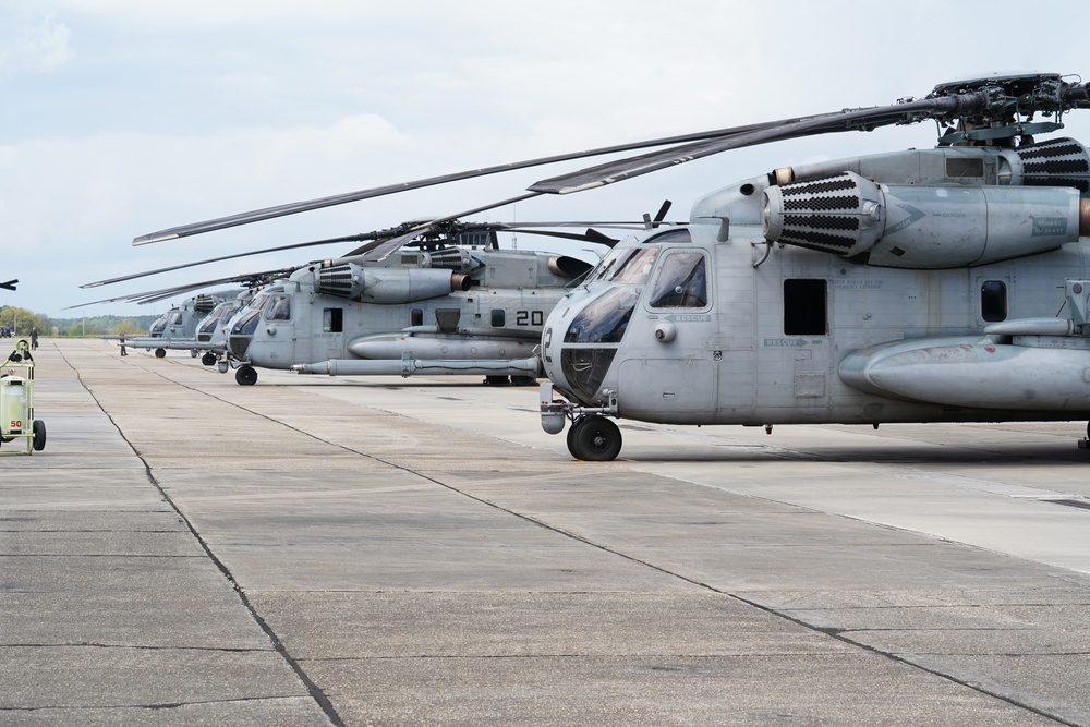Keesler hosts Marine helicopter training