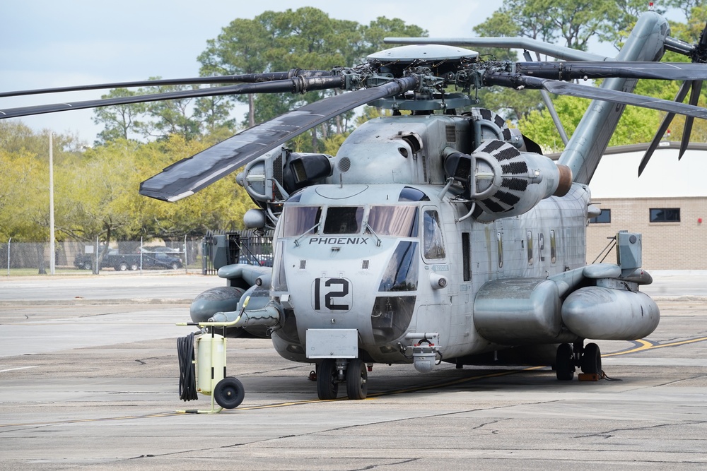 Keesler hosts Marine helicopter training