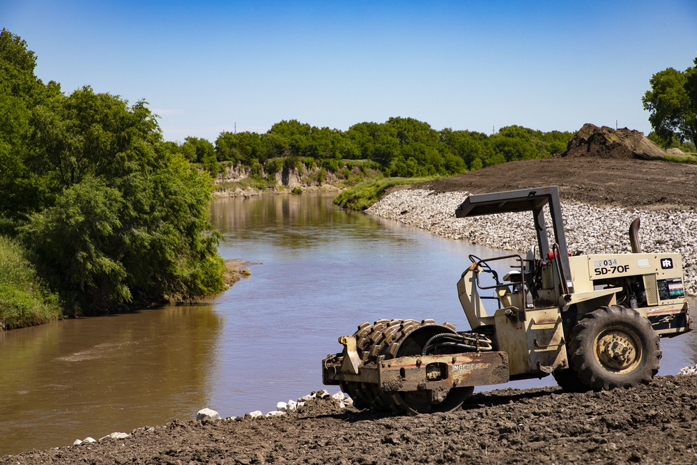 Omaha Corps of Engineers application of its contracting programs