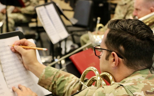 Florida Guard’s 13th Army Band conducts rehearsals