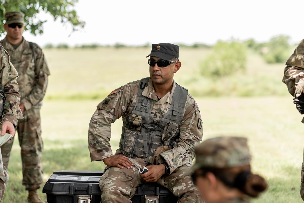 Officer candidates conduct situational training exercise