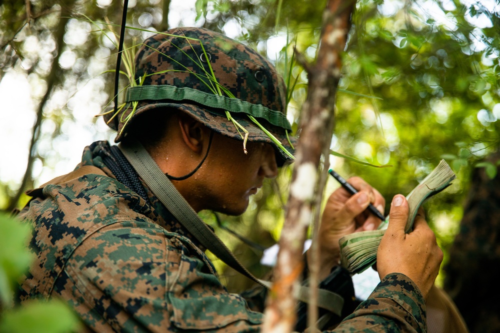 Recon Training Platoon Conduct Land Nav