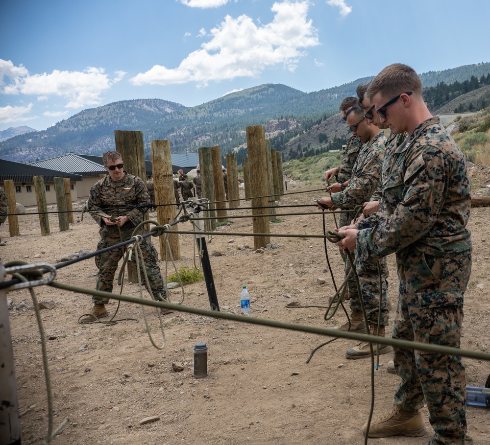 Echo Company, 4th Reconnaissance Battalion Knot Tying