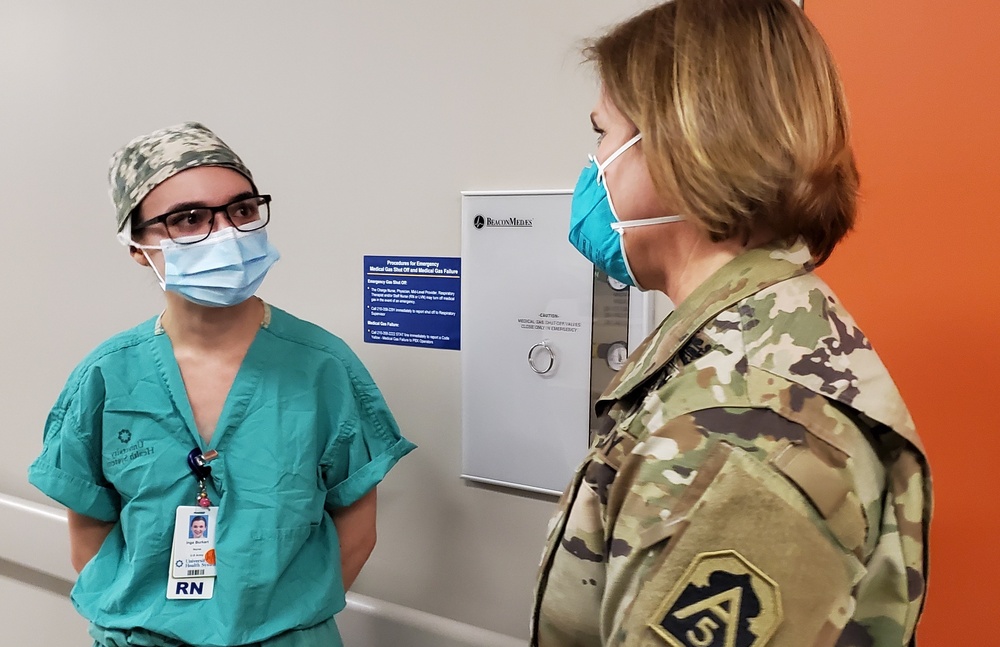 Military leaders visit local San Antonio hospitals