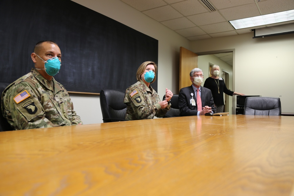 Military leaders visit local San Antonio hospitals