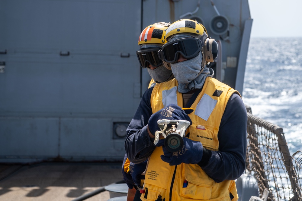 Truxtun Conducts Operations in the 5th Fleet Area of Operations