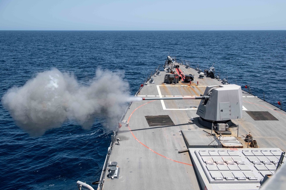 Truxtun Conducts Operations in the 5th Fleet Area of Operations