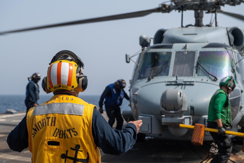 Truxtun Conducts Operations in the 5th Fleet Area of Operations