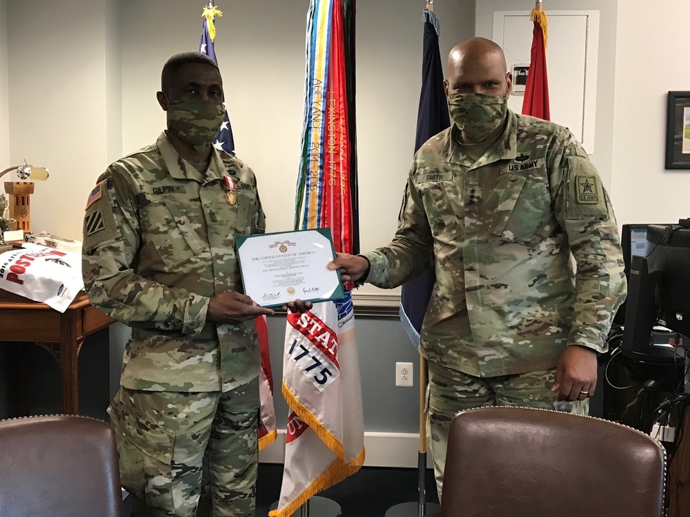 IG sergeant major receives Distinguished Service Medal