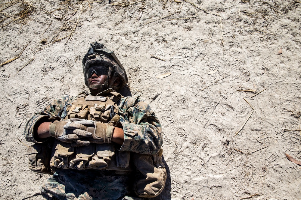 Artillery Marines rehearse fire missions