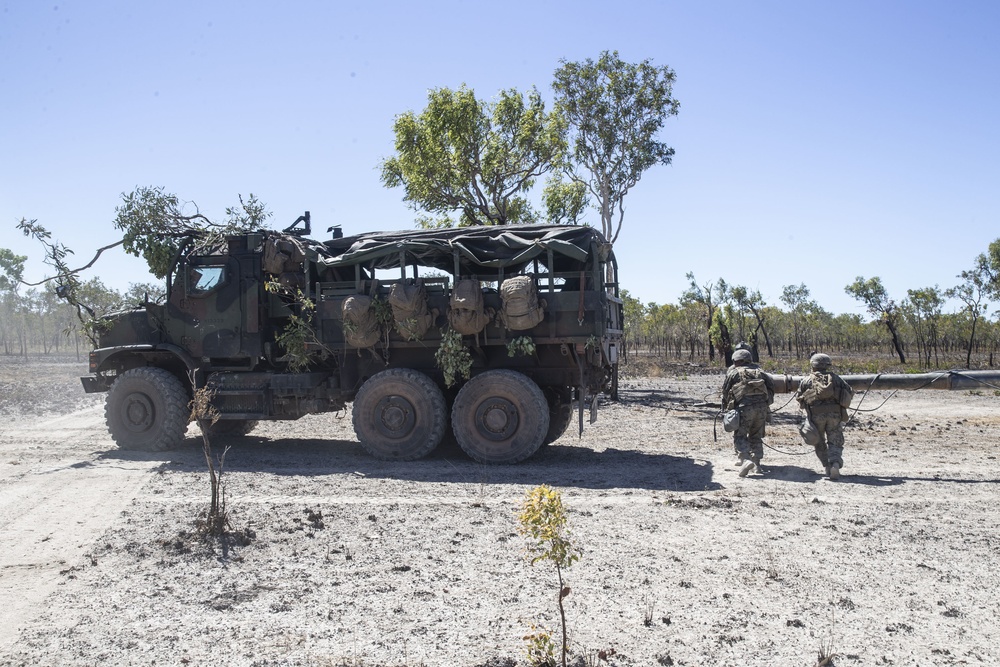 Artillery Marines rehearse fire missions