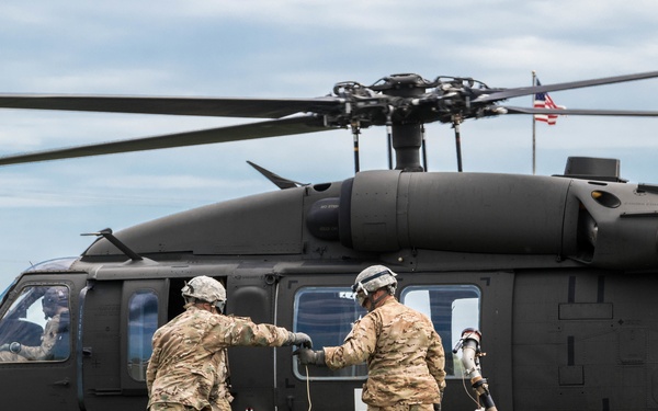 Soldiers conduct refueling operations