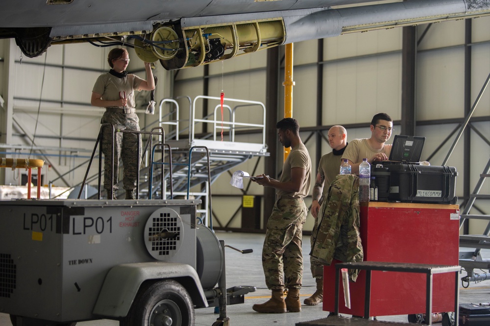 100th MXS Hydraulics section makes large impact through boom maintenance