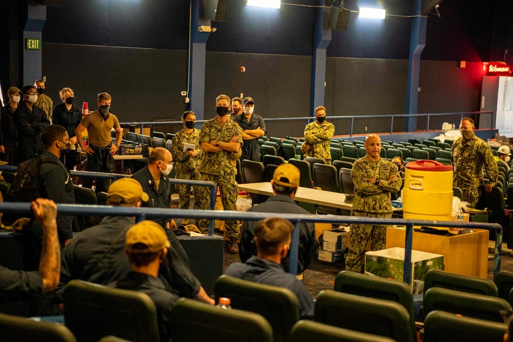 MCPON Visits USS Bonhomme Richard (LHD 6)