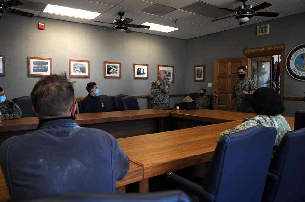 MCPON Visits Bonhomme Richard