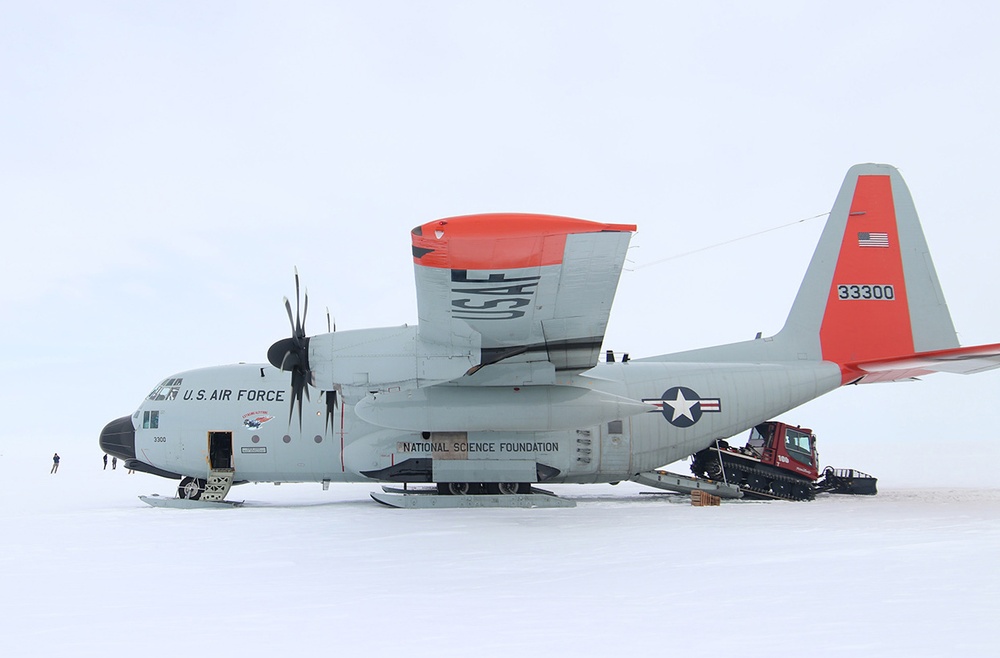 109th Airlift Wing to resupply Greenland science station