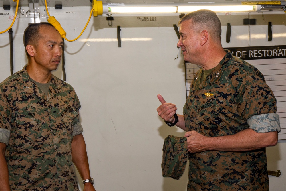 Maj. Gen. Cederholm visits MACG-28