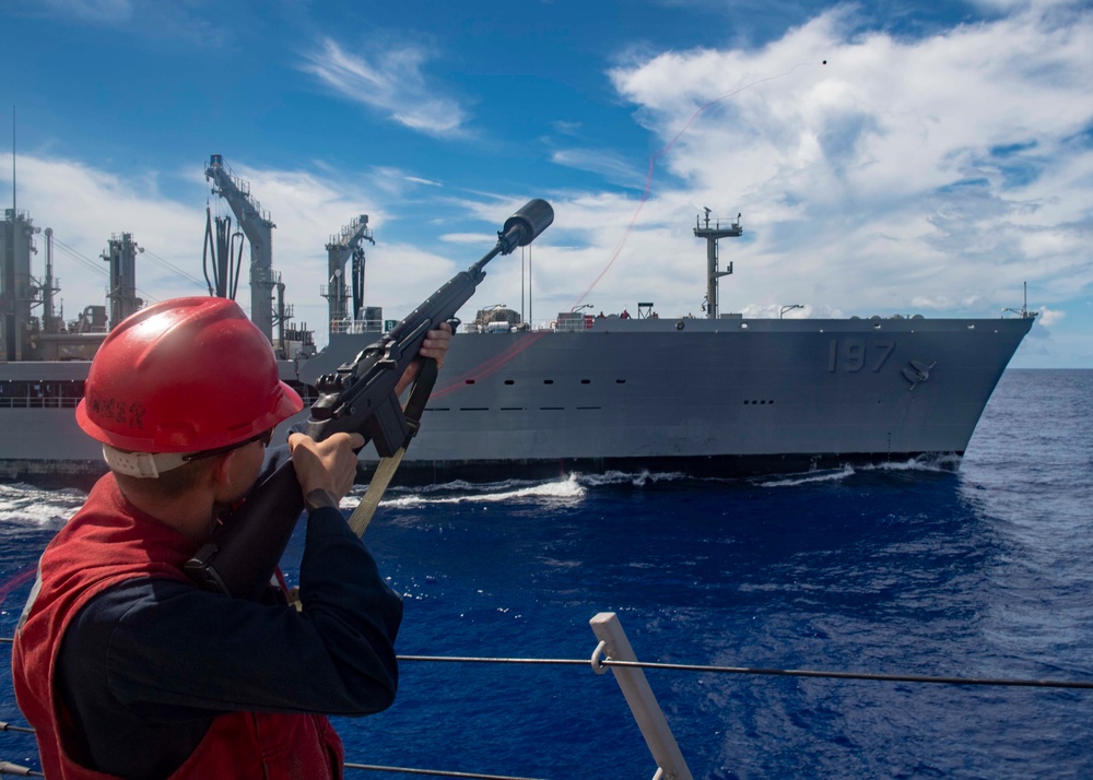 USS Mustin Conducts Replenishment-at-Sea