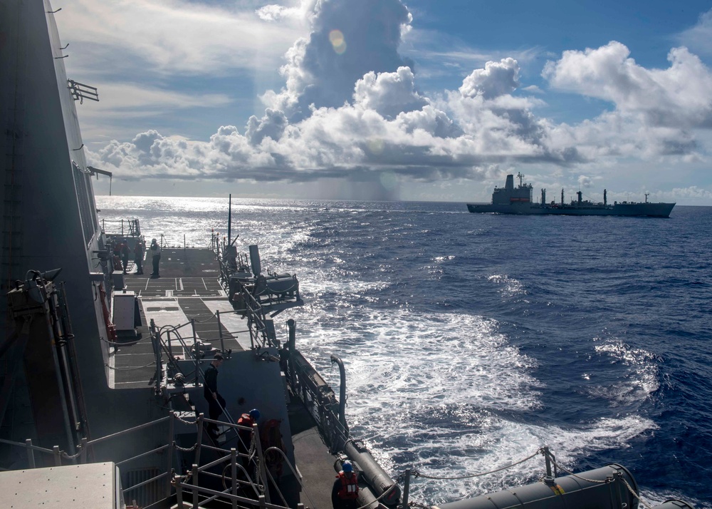 USS Mustin Conducts Replenishment-at-Sea