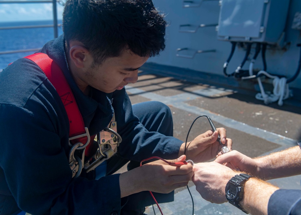 Sailors Conduct Maintenance Onboard USS Mustin
