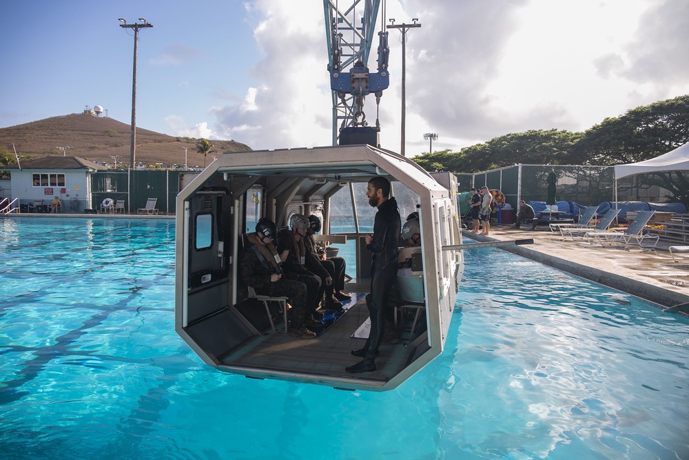 Just Breathe: Hawaii Marines conduct helo dunker training