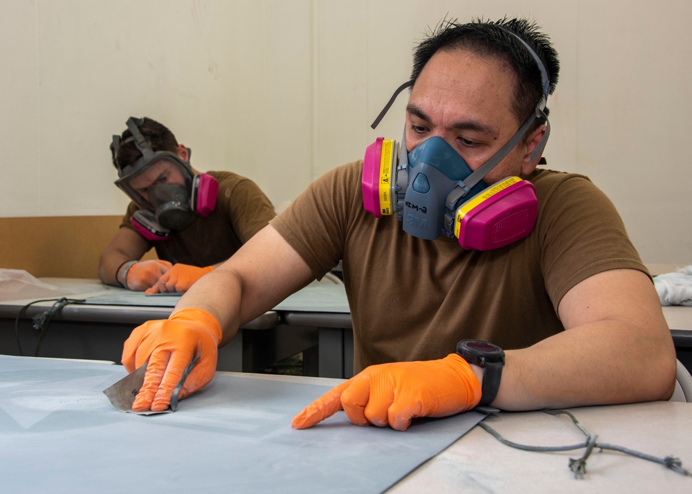 AIMD Sailors Practice Feathering at CNATT