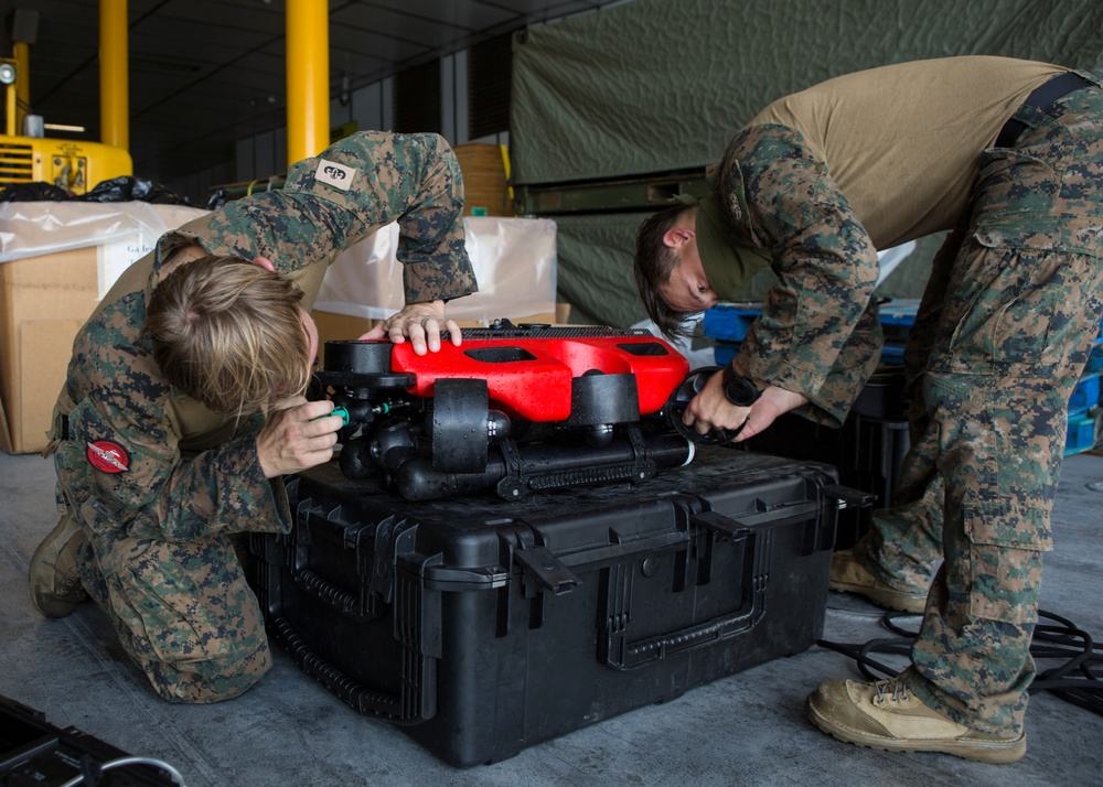 Release the Fusion | EOD Marines with TF KM20 practice using an SRS Fusion