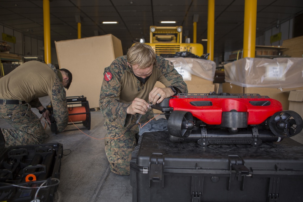 Release the Fusion | EOD Marines with TF KM20 practice using an SRS Fusion