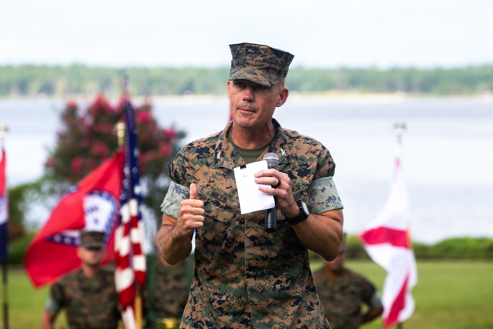 Combat Logistics Battalion 6 Change Of Command Ceremony