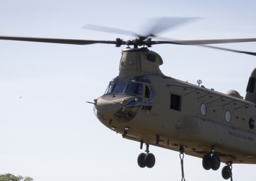 Iowa and North Dakota National Guard team up for sling-load training