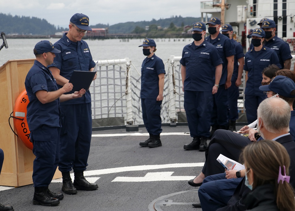 Astoria-based Coast Guard cutter receives new commanding officer