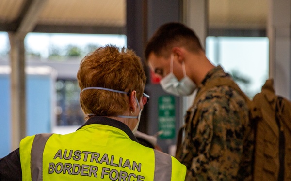 Final wave of Marines arrive in Darwin