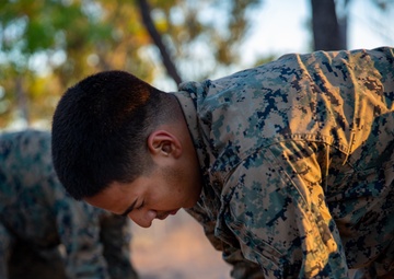 U.S. Marines prepare snap range