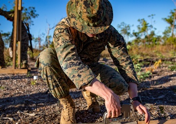 U.S. Marines Prepare Snap Range