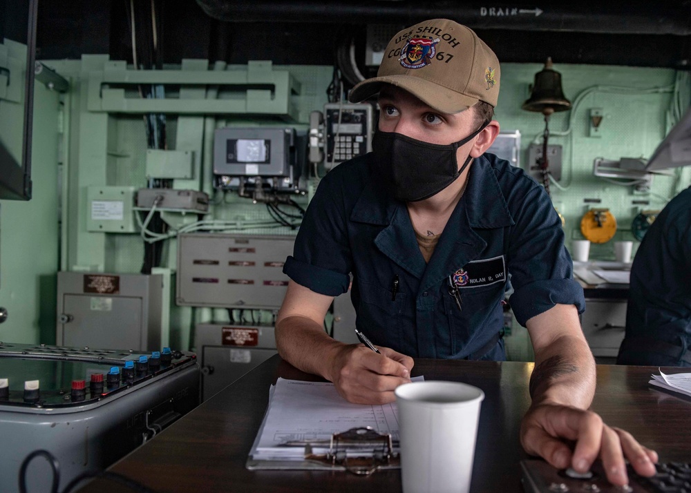 USS Shiloh Replenishment-At-Sea