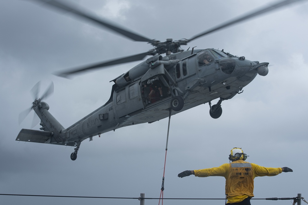 Sterett Sailors Participate in a Vertical Replenishment-at-Sea