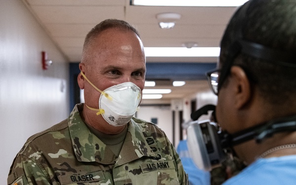 U.S. Army Maj. Gen. Glaser visits medical centers in Texas