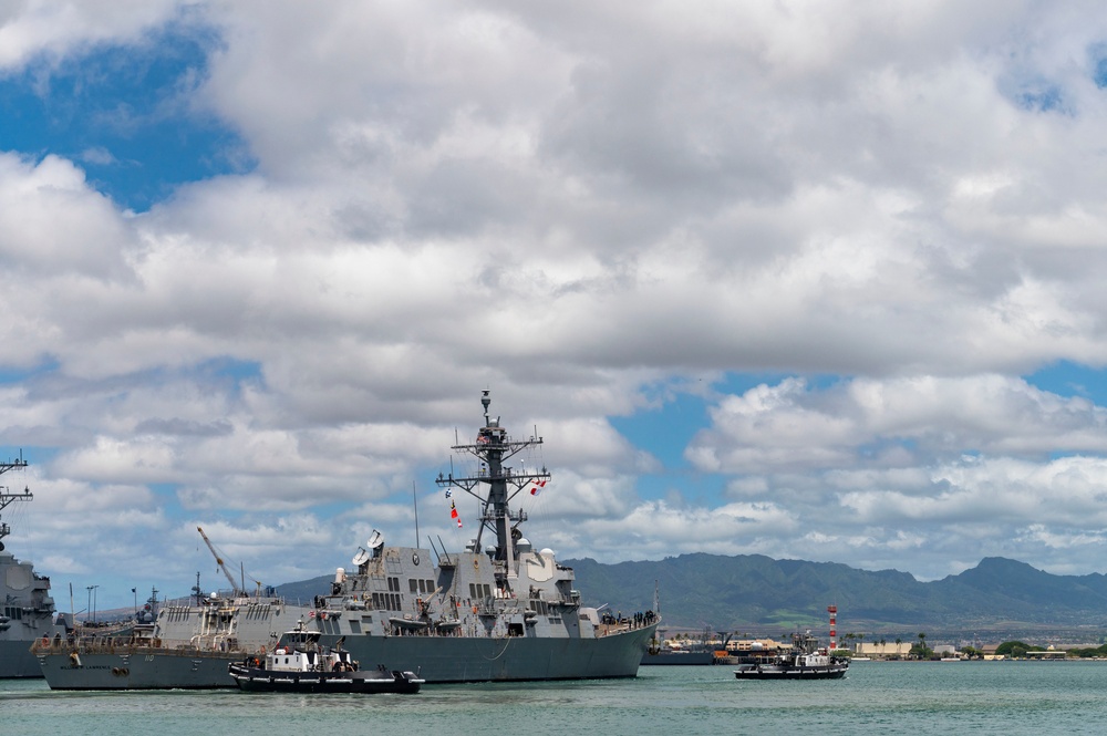 Pearl Harbor Ships Sortie in Response to Hurricane Douglas