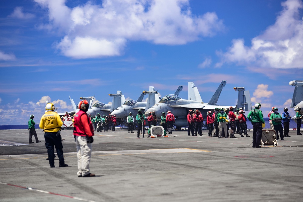 USS Ronald Reagan (CVN 76) Flight Operations