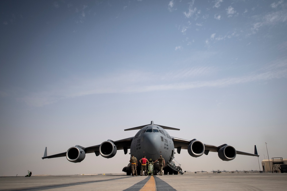 C-17s Move Cargo Through AFCENT AOR