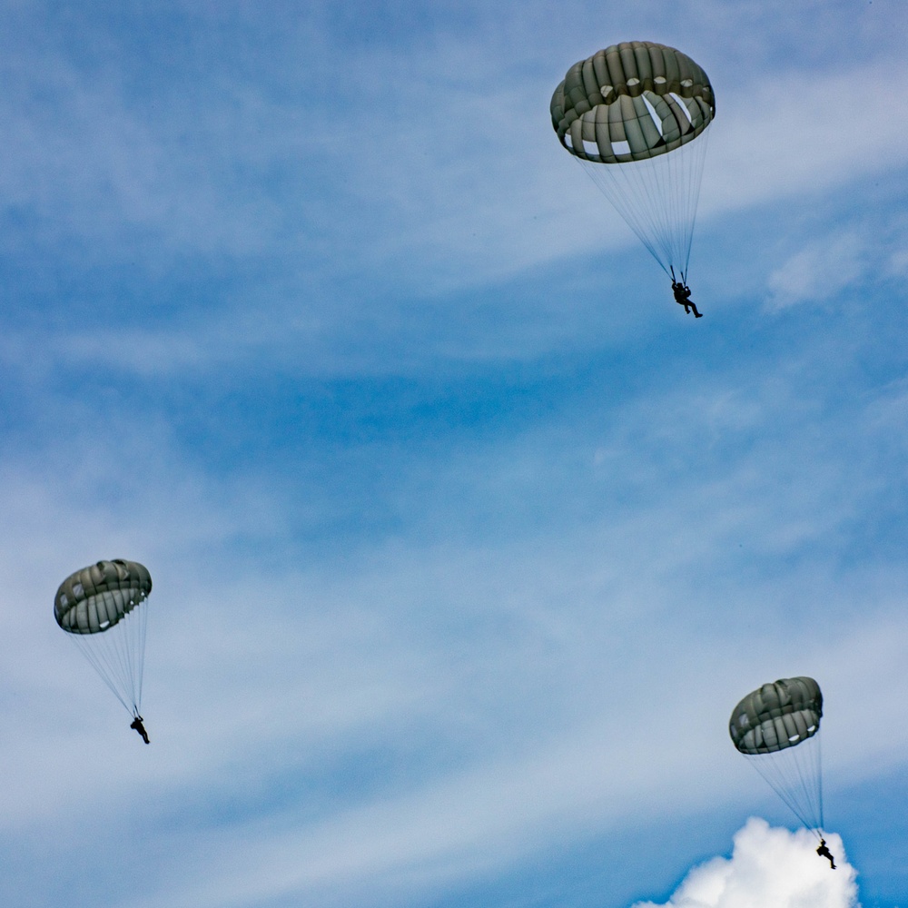 3rd Force Recon Static Line Jump Ops