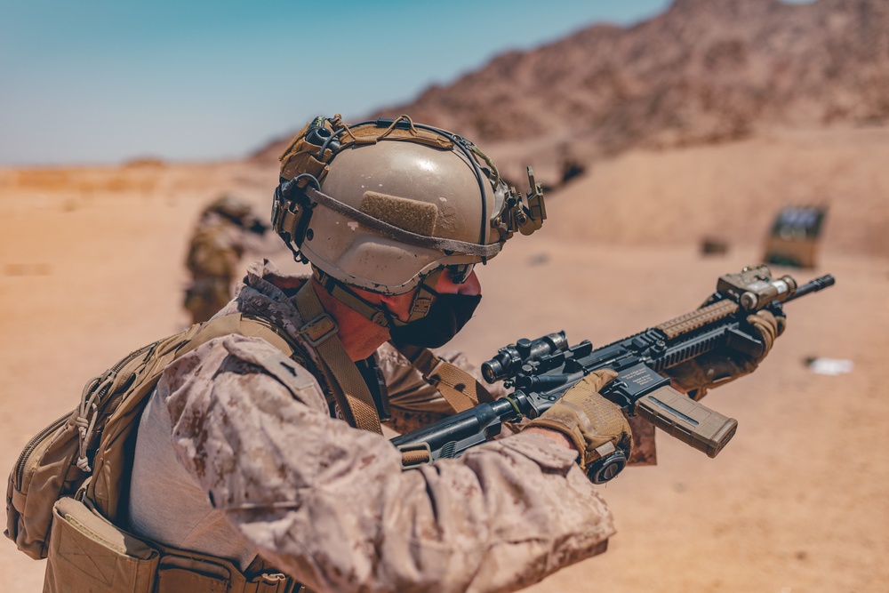 SPMAGTF-CR-CC 20.2: 2/5 CMP Range Jordan
