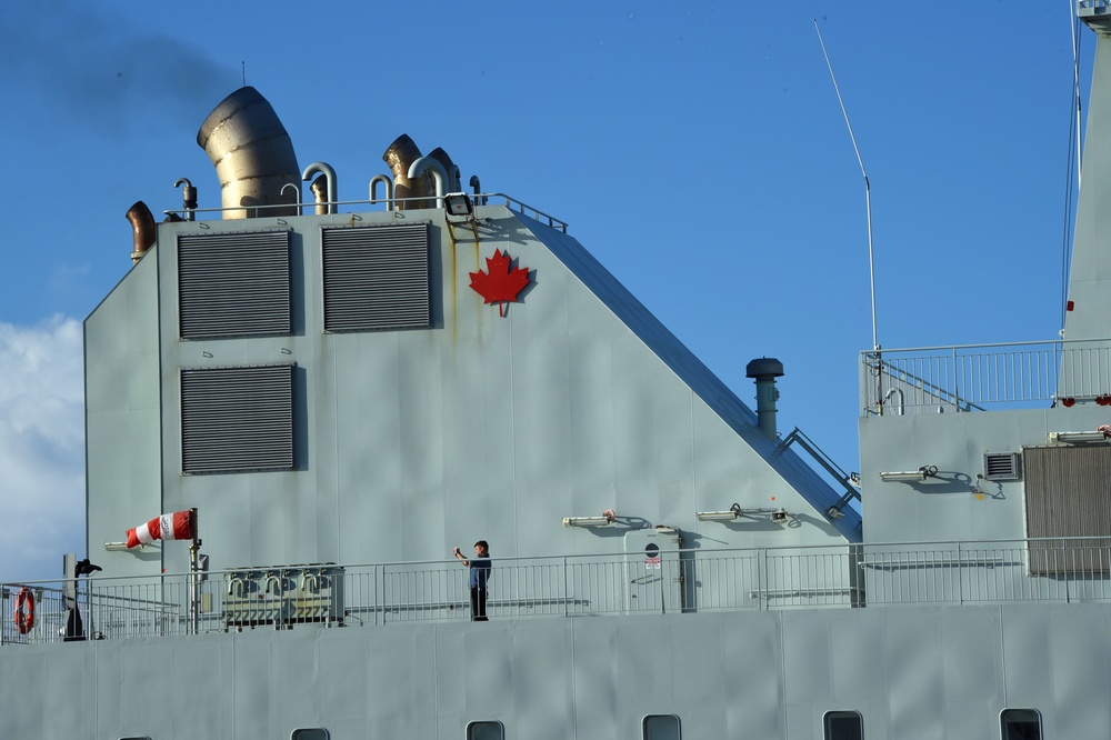 USS Philippine Sea (CG 58)