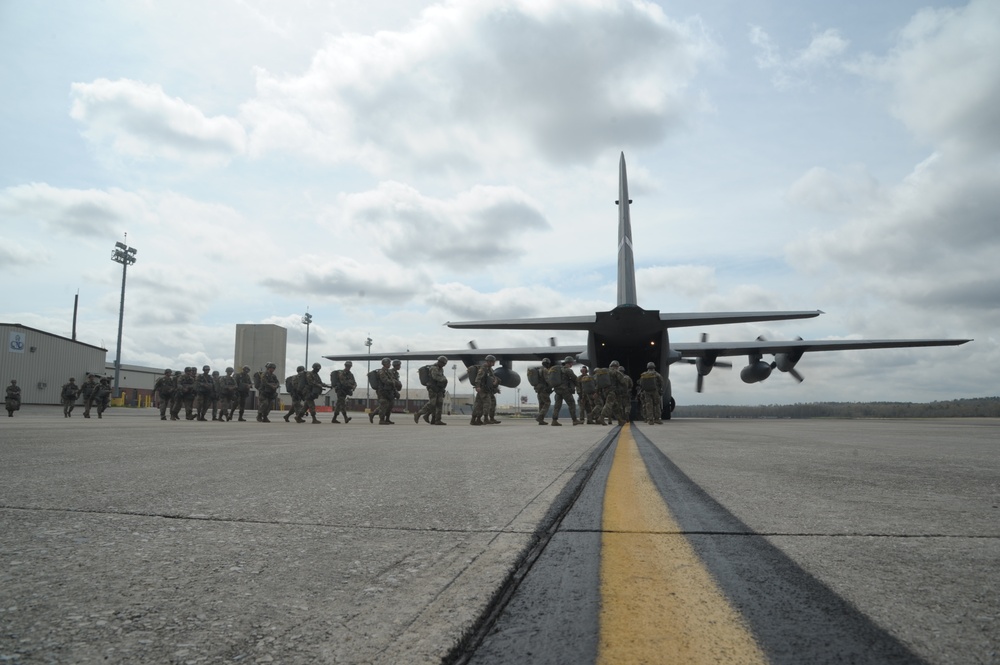908th Airlift Wing’s Unique Relationship with DoD’s only Airborne School