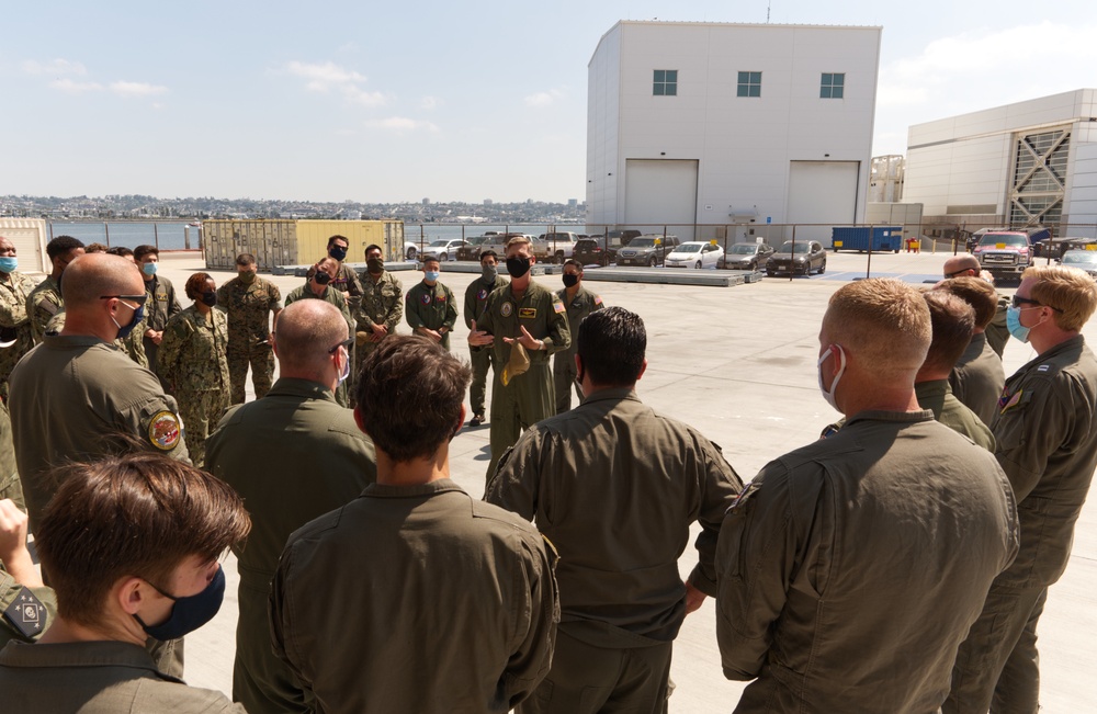 BHR CO thanks helo squadrons who supported firefighting efforts