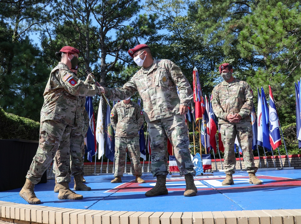 Headquarters Headquarters Battalion, 82nd Airborne Division hosts change of responsibility ceremony