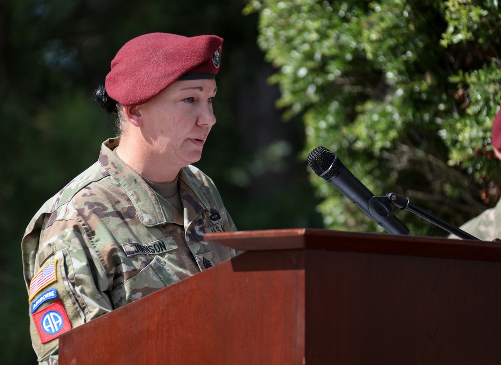 Headquarters Headquarters Battalion, 82nd Airborne Division hosts change of responsibility ceremony